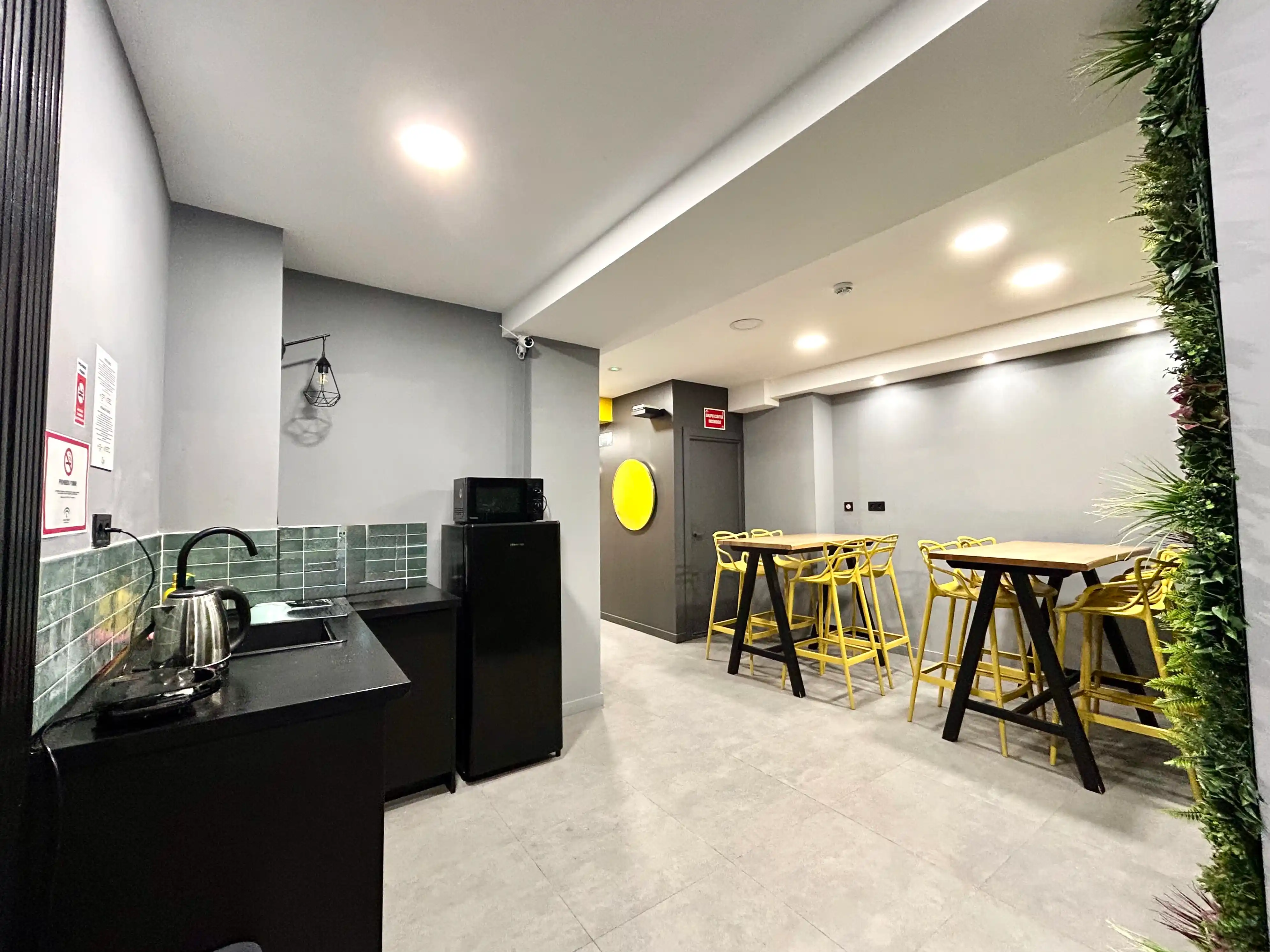 Zona living en ZUR Hostel